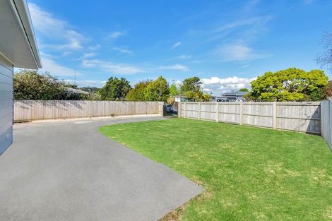 Photo of property in 5 Solar Road, Glen Eden, Auckland, 0602