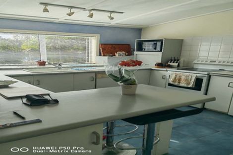 Photo of property in 1/17 Nutsey Avenue, Northcote, Auckland, 0627