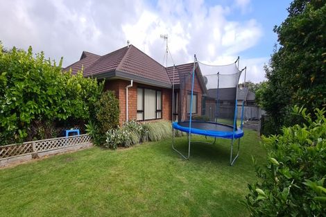 Photo of property in 11 Kotuku Drive, Paraparaumu Beach, Paraparaumu, 5032