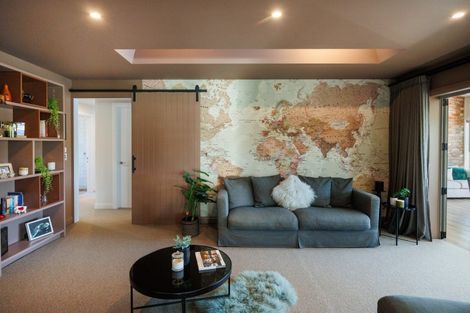 Photo of property in 9 Paterson Lane, Kelvin Grove, Palmerston North, 4470