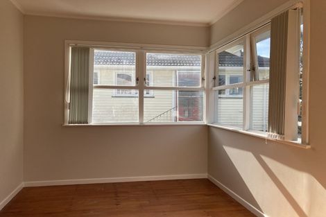 Photo of property in 80 Stottholm Road, Titirangi, Auckland, 0604