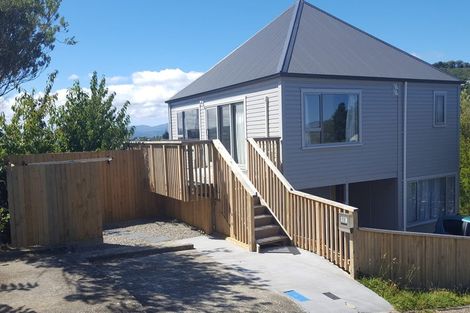 Photo of property in 5 Chancellor Way, Crofton Downs, Wellington, 6035