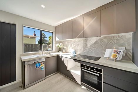 Photo of property in 10/106 Triangle Road, Massey, Auckland, 0614