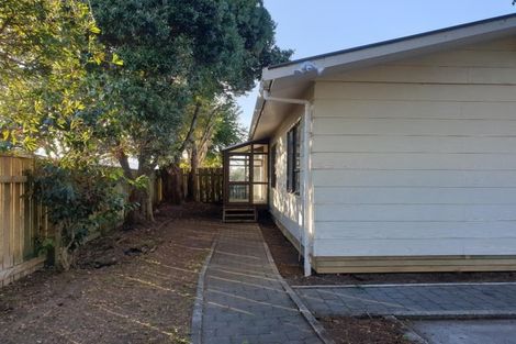 Photo of property in 22 Linwood Drive, Paraparaumu, 5032