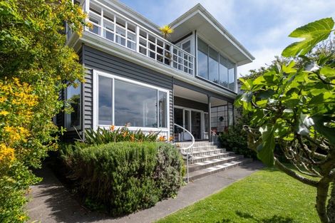 Photo of property in 114 Thompson Road, Bluff Hill, Napier, 4110