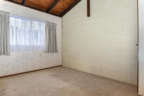 Photo of property in 1/23 Craigbank Avenue, New Lynn, Auckland, 0600