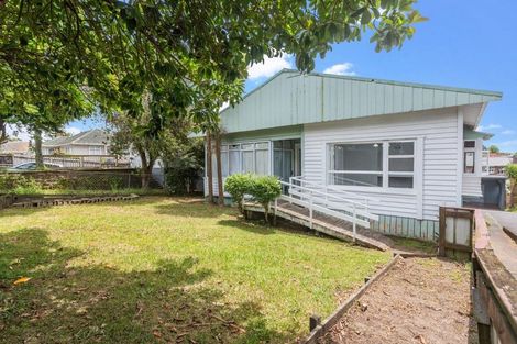 Photo of property in 1/3177 Great North Road, New Lynn, Auckland, 0600