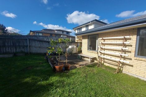 Photo of property in 45 Kittiwake Drive, Schnapper Rock, Auckland, 0632