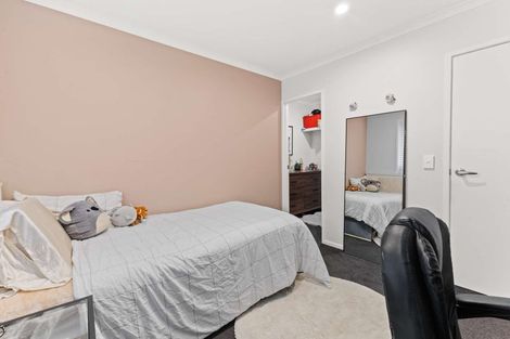 Photo of property in 35 Cumming Street, Okato, 4335