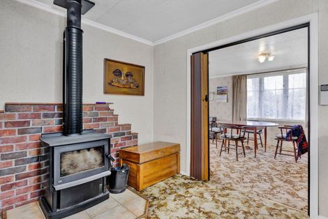 Photo of property in 63 Longfellow Road, Opunake, 4616