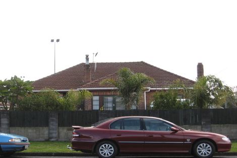 Photo of property in 3 Lilian Street, Te Kamo, Whangarei, 0112