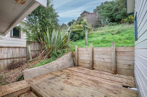 Photo of property in 33 Queen Street, Brighton, Dunedin, 9035