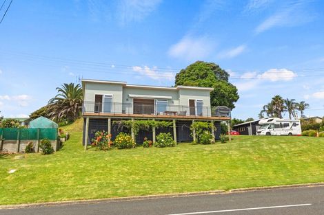 Photo of property in 10 Te Awhe Road, Maketu, 3189