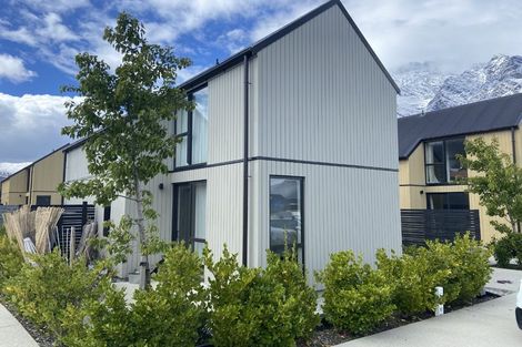 Photo of property in 14 Casterway Crescent, Jacks Point, 9371