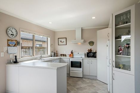 Photo of property in Trackside Villas, 41/91 Mako Mako Road, Levin, 5510
