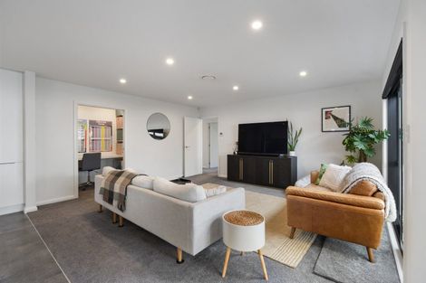 Photo of property in 36 Freedom Drive, Kelvin Grove, Palmerston North, 4414