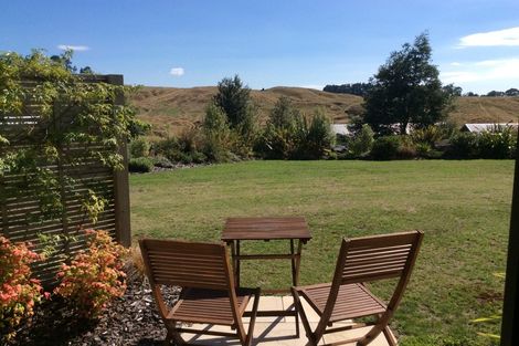 Photo of property in 90 Loch Views Road, Acacia Bay, Taupo, 3385