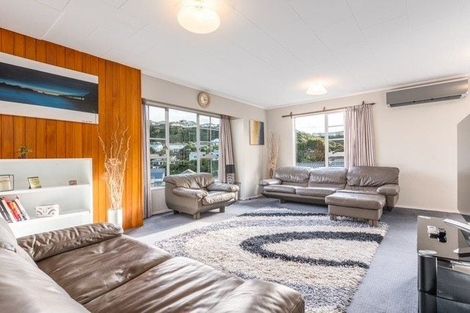 Photo of property in 7 Tralee Place, Johnsonville, Wellington, 6037