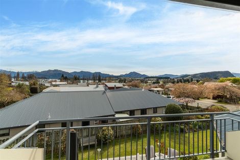 Photo of property in 113 Meadowstone Drive, Wanaka, 9305