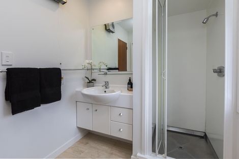 Photo of property in 30 Park Terrace, Christchurch Central, Christchurch, 8013