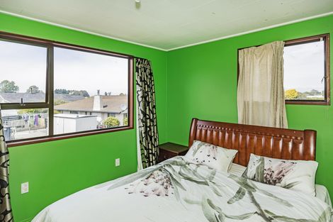 Photo of property in 30 Leven Street, South Hill, Oamaru, 9400