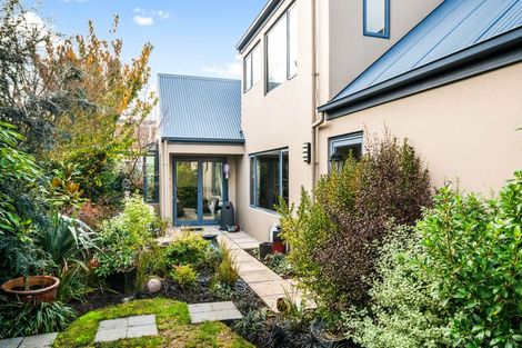 Photo of property in 140 Memorial Avenue, Burnside, Christchurch, 8053