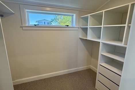 Photo of property in 8 Karaka Street, Hokowhitu, Palmerston North, 4410