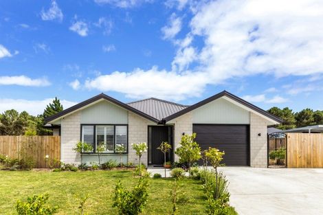 Photo of property in 3 Kohuhu Place, Motuoapa, 3382
