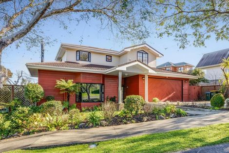 Photo of property in 6 Samwell Drive, Whitby, Porirua, 5024