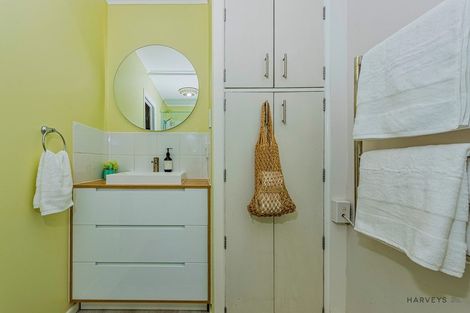 Photo of property in 282 Shaw Road, Titirangi, Auckland, 0604