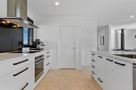 Photo of property in 6 Westmoreland Road, Darfield, 7510