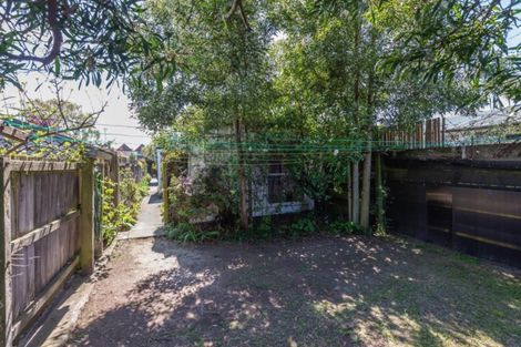 Photo of property in 32 Buffon Street, Waltham, Christchurch, 8023