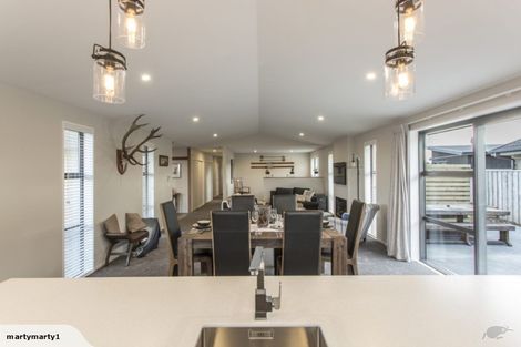 Photo of property in 2 Claremont Crescent, Amberley, 7410