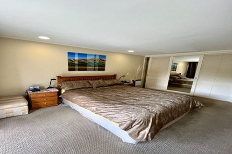 Photo of property in Highwic, 32u2 Hobson Street, Thorndon, Wellington, 6011