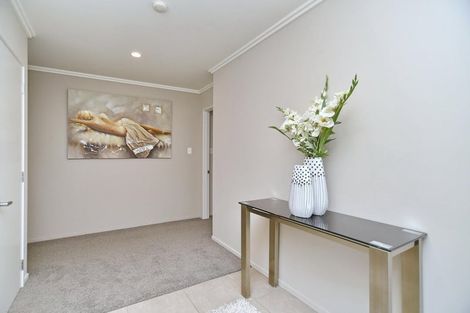 Photo of property in 3 Orewa Close, Parklands, Christchurch, 8083