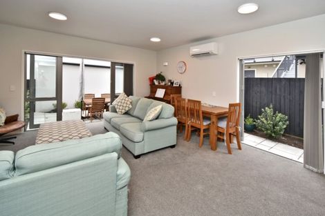 Photo of property in 2/155 Peterborough Street, Christchurch Central, Christchurch, 8013
