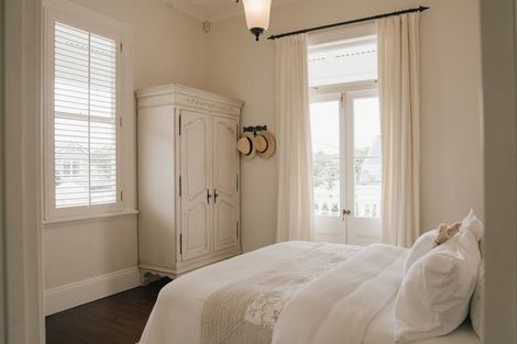 Photo of property in 31 Richmond Avenue, Northcote Point, Auckland, 0627