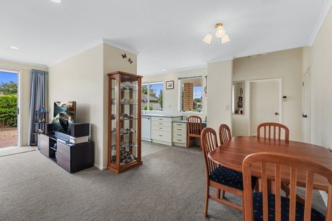Photo of property in 19 Pirika Place, Papamoa Beach, Papamoa, 3118