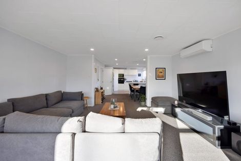 Photo of property in 6 Argyle Street, Hawera, 4610