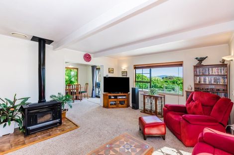 Photo of property in 24 Kereru Street, Waikanae, 5036