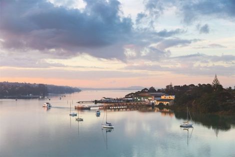 Photo of property in 17 Sunderland Avenue, Hobsonville, Auckland, 0616