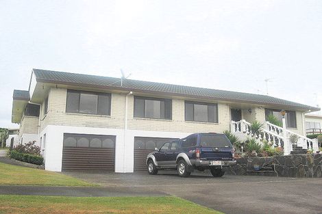 Photo of property in 10 Chaytor Street, Te Puke, 3119