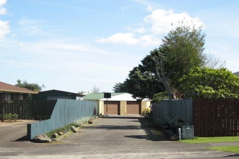 Photo of property in 111a Heta Road, Highlands Park, New Plymouth, 4312