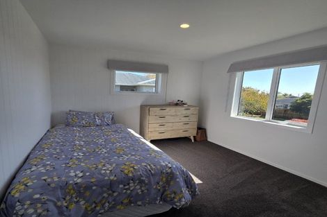 Photo of property in 9 Clyde Street, Ferndale, New Plymouth, 4310