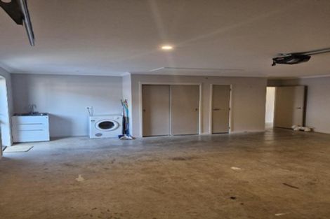 Photo of property in 12 Nukuroa Close, Waitara, 4320