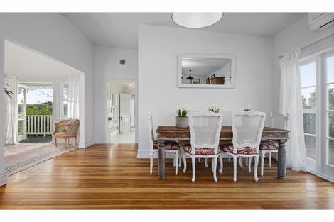 Photo of property in 43 Colombo Road, Waiuku, 2123