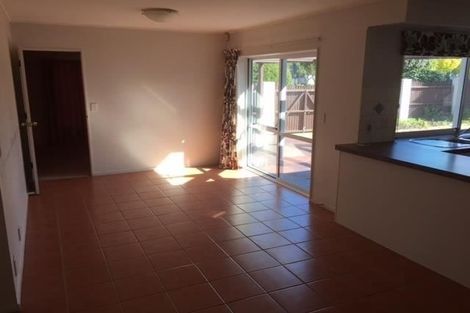 Photo of property in 2 Gairloch Place, Wattle Downs, Auckland, 2103