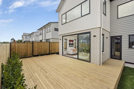 Photo of property in 15 Ocean Breeze Avenue, Hobsonville, Auckland, 0616