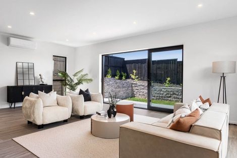 Photo of property in 92 Huanui Drive, Wainui, 0992