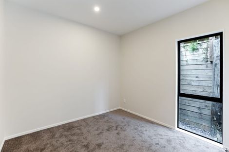 Photo of property in 11 Horokaka Street, Massey, Auckland, 0614